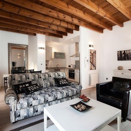 Singular Siete Revueltas Apartment Sevilla Bagian luar foto