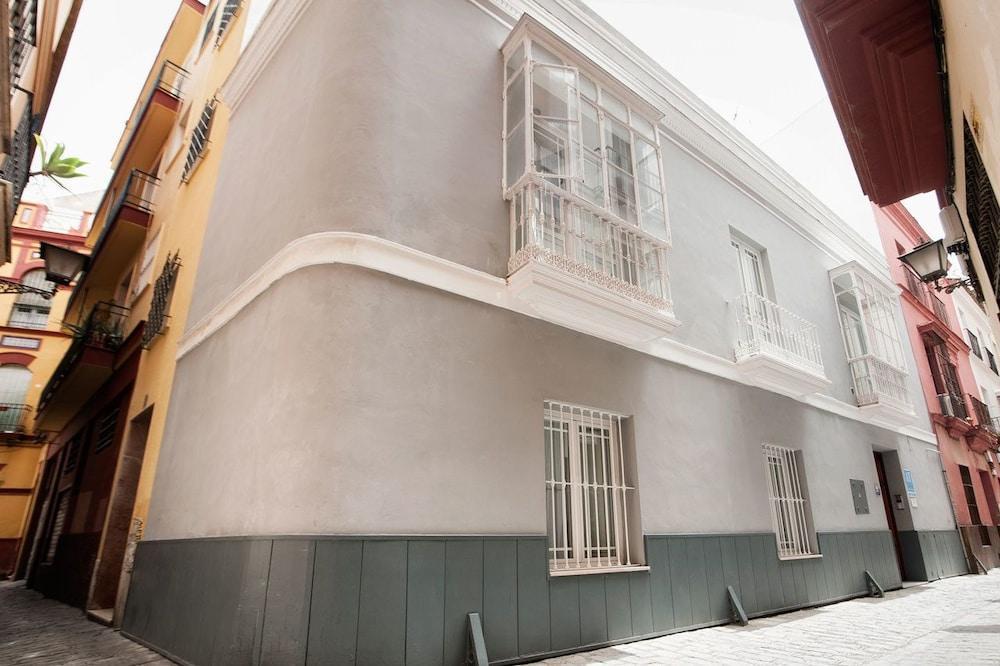 Singular Siete Revueltas Apartment Sevilla Bagian luar foto